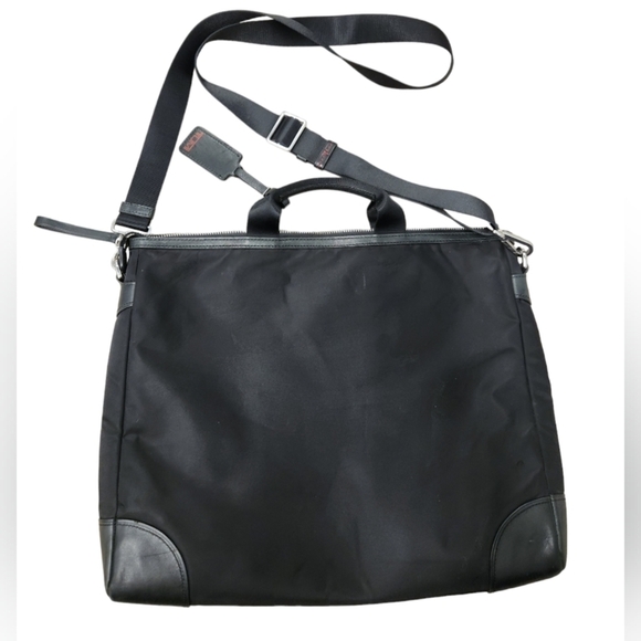 Tumi Black Nylon Crossbody Laptop Case - Picture 2 of 14